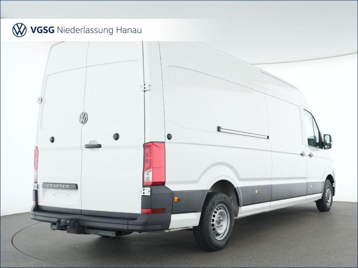 Volkswagen Crafter Kasten lang Neues Modell AHK Klima Euro6