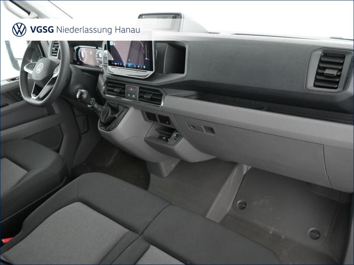 Volkswagen Crafter Kasten lang Neues Modell AHK Klima Euro6