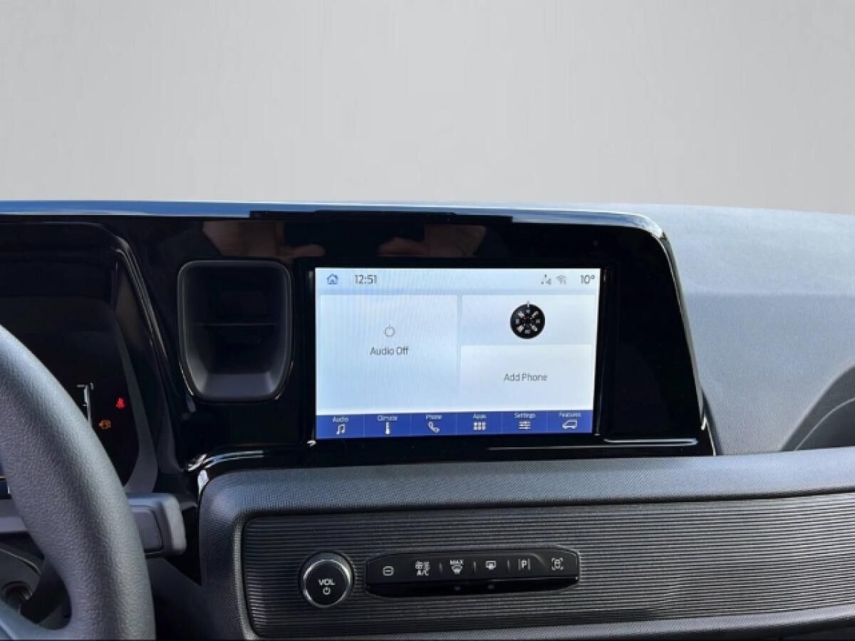 Ford Transit Courier Trend Ganzjahresreifen LED-Laderaumbeleuchtung
