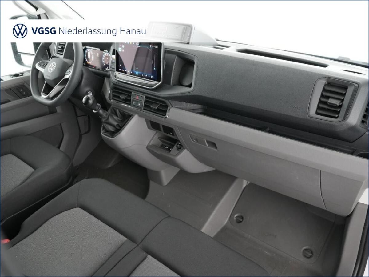 Volkswagen Crafter Kasten lang Neues Modell AHK Navi Klima ZV