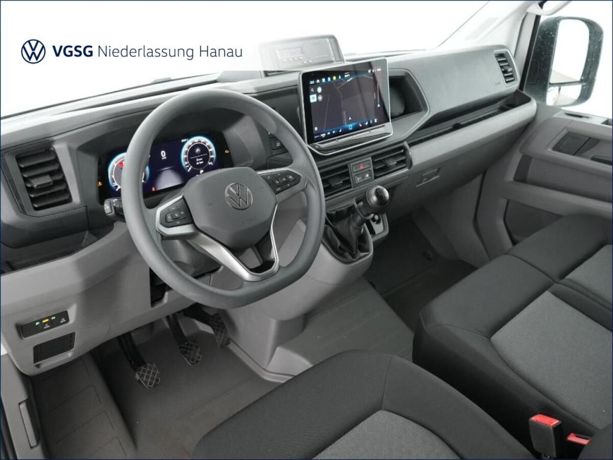 Volkswagen Crafter Kasten lang Neues Modell AHK Navi Klima ZV
