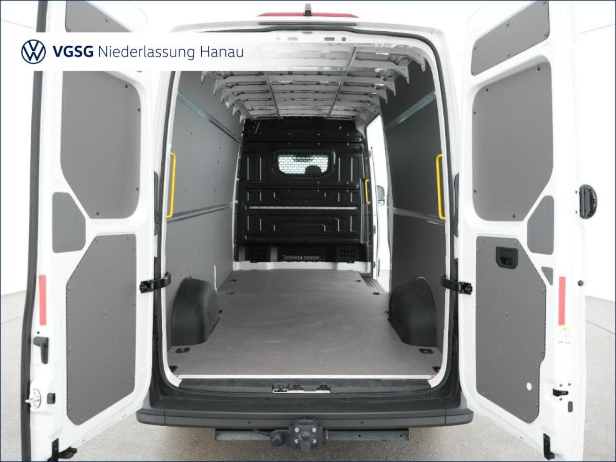 Volkswagen Crafter Kasten lang Neues Modell AHK Navi Klima ZV