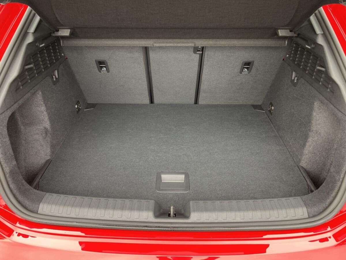 Audi A3 Sportback 35 TFSI S line S tr. ACC LED HUD eGD