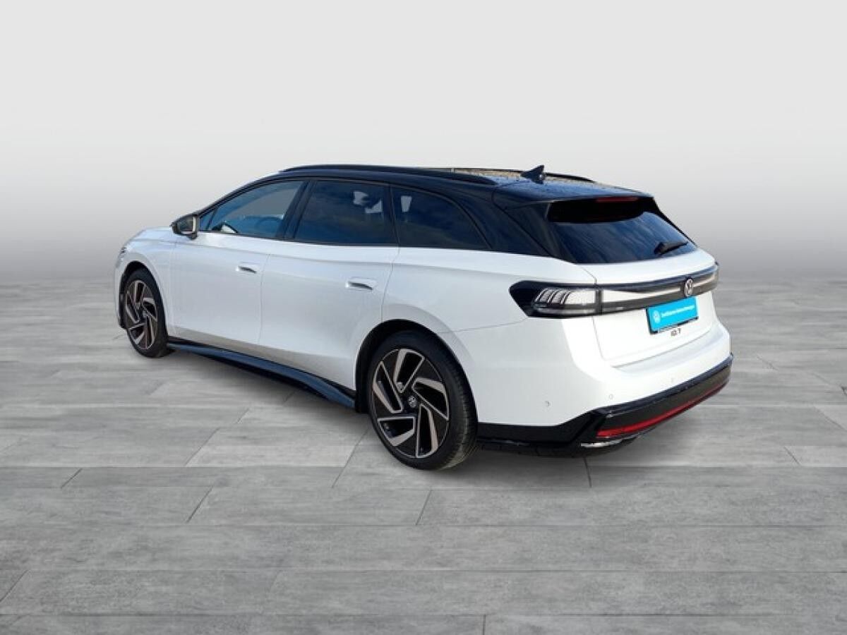 Volkswagen ID.7 Tourer Pro S BlackStyle+AHK+HeadUp *SOFORT VERFÜGBAR*
