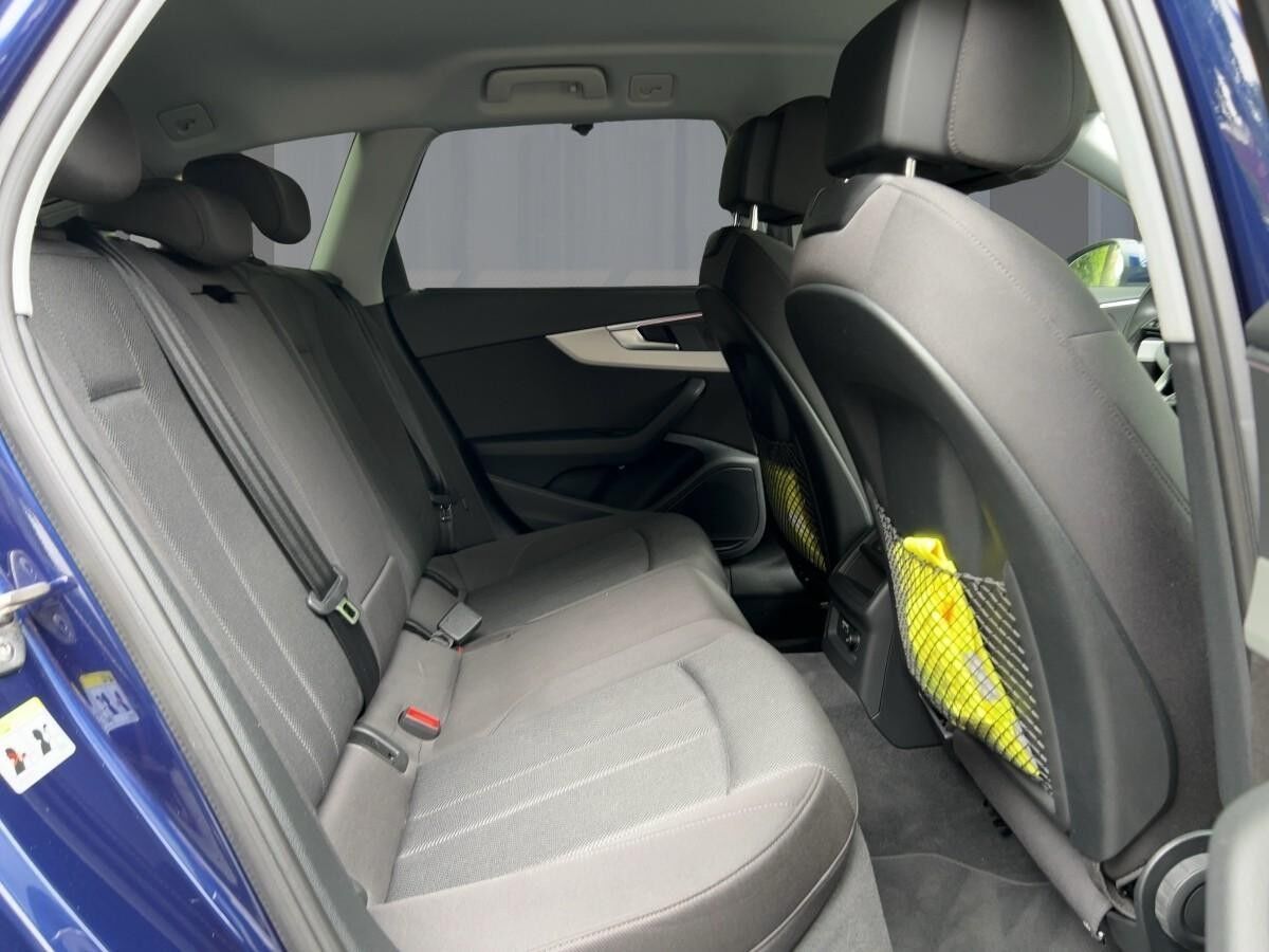 Audi A4 40 2.0 g-tron Erdgas Avant Automatik PDC Audi A4 40 2.0 g-tron Erdgas Avant Automatik PDC