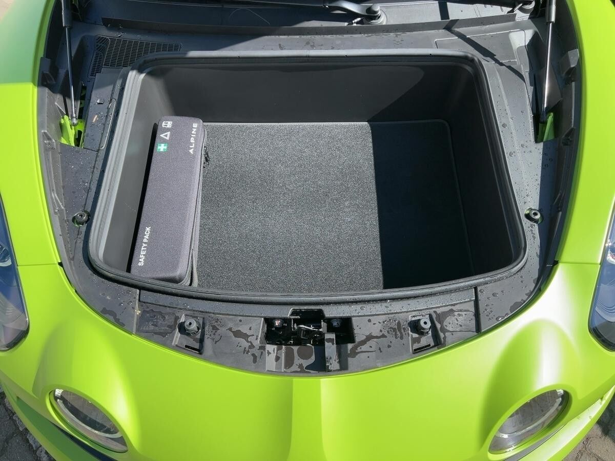 Alpine A110 R Turini/2 Tageszulassung verfügbar