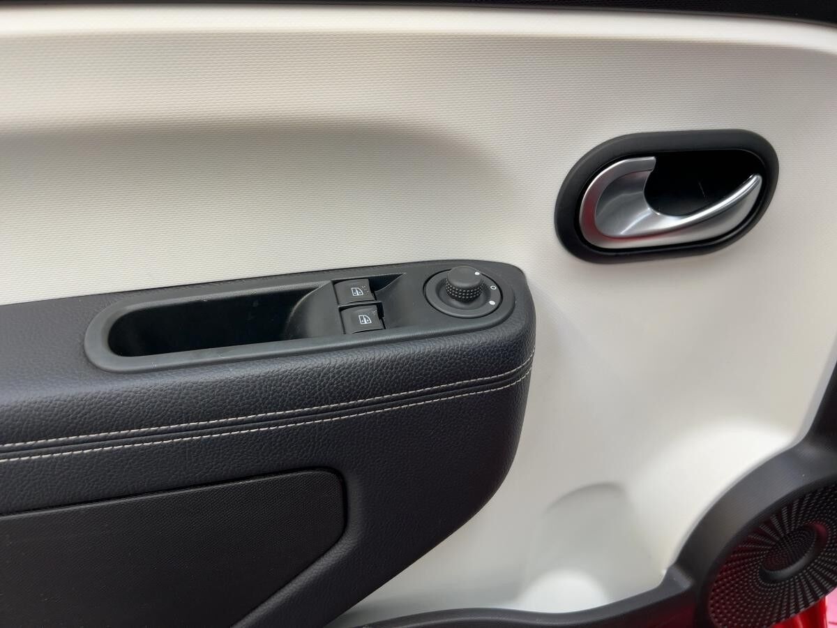 Renault Twingo INTENS SCe 65 FALTDACH UPE:17.100,-