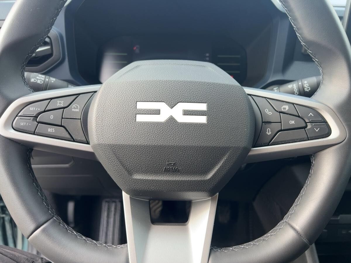 Dacia Duster EXPRESSION TCe 130 NEUES MODELL