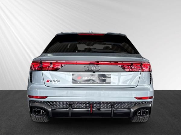Audi RS Q8 performance 360°+AHK+B&O Adv+Keramik+Sthz