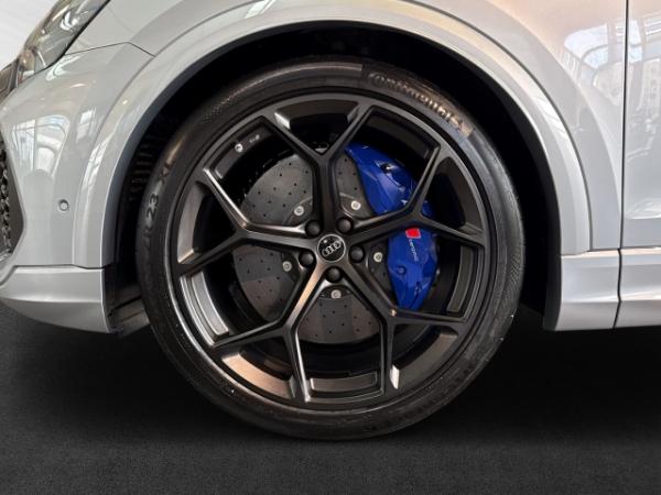 Audi RS Q8 performance 360°+AHK+B&O Adv+Keramik+Sthz