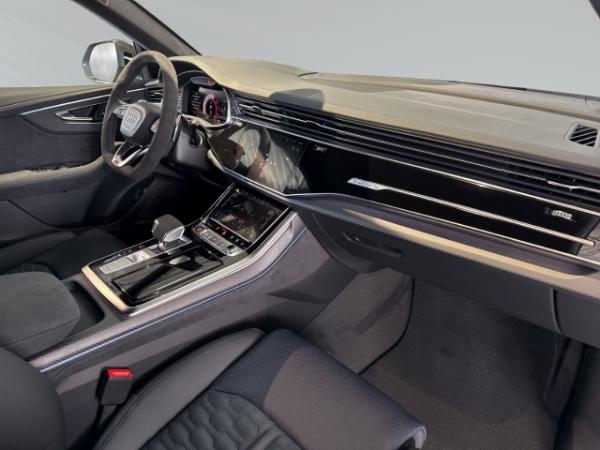 Audi RS Q8 performance 360°+AHK+B&O Adv+Keramik+Sthz