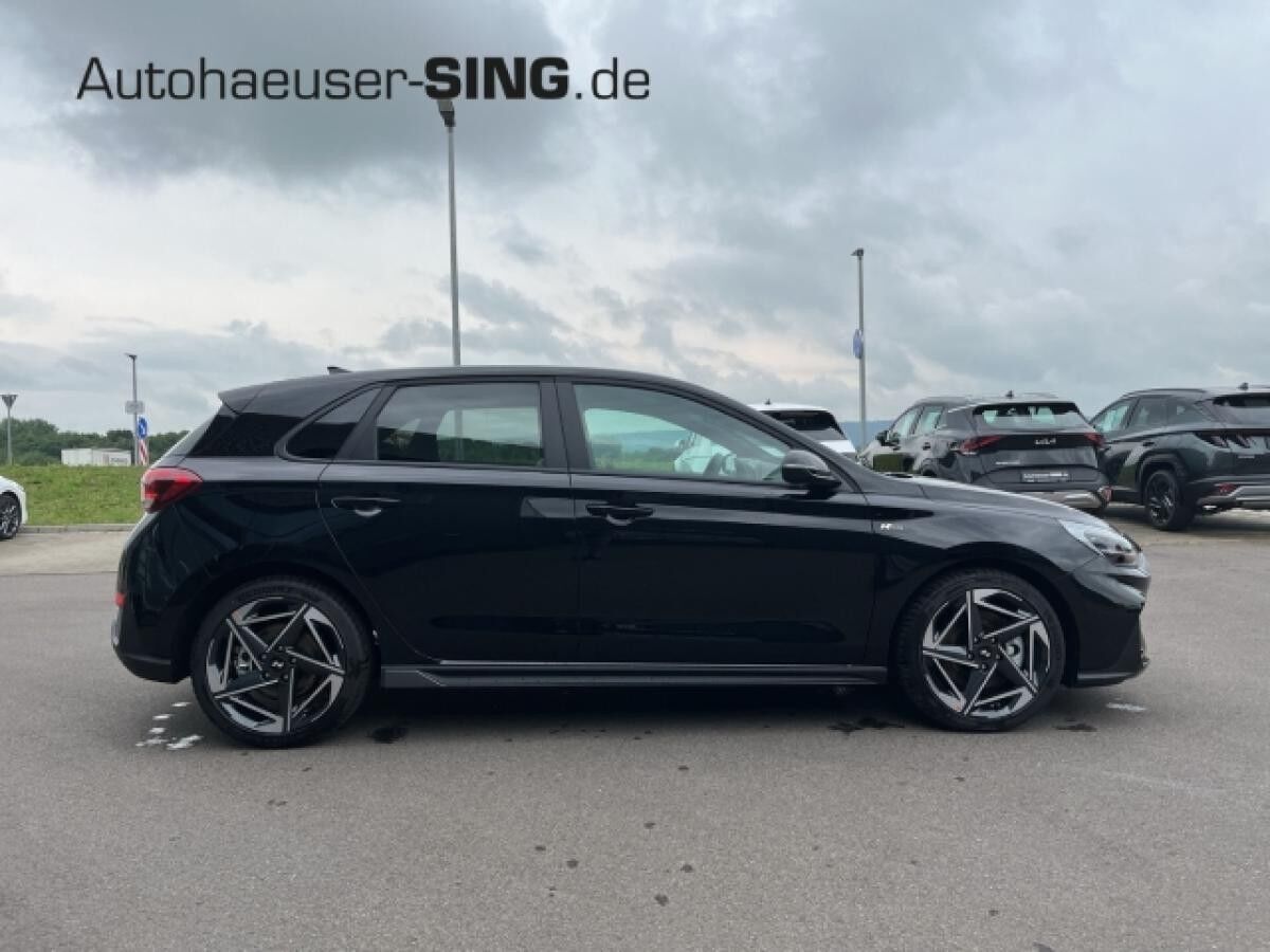 Hyundai i30 N-Line Automatik LED Navi PDC SHZ LHZ Kamera