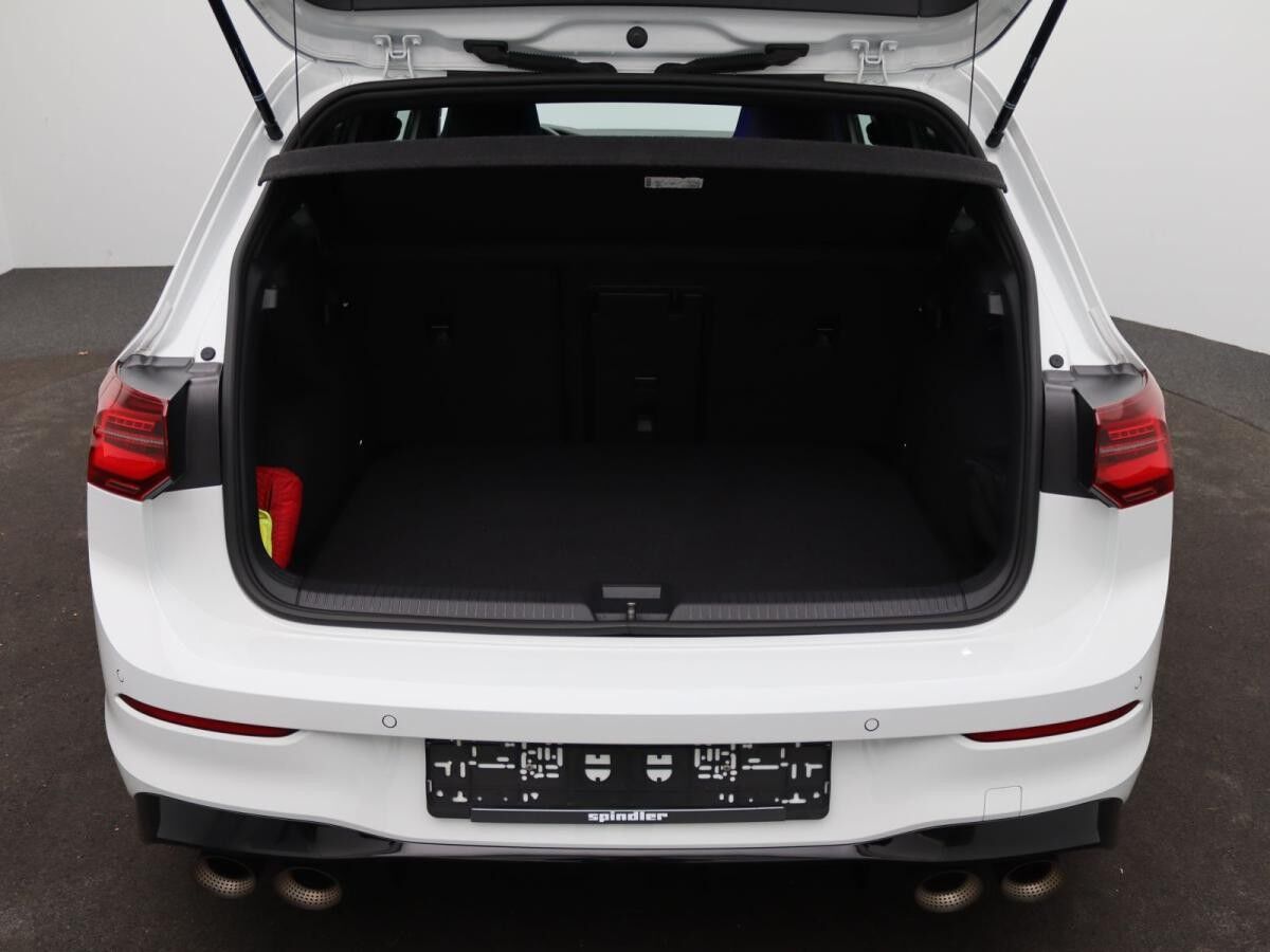 Volkswagen Golf R Performance 20 Years 2.0TSI 4M DSG / Pano