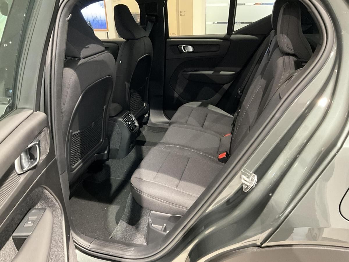 Volvo EX40 Single Motor Extended Range Plus