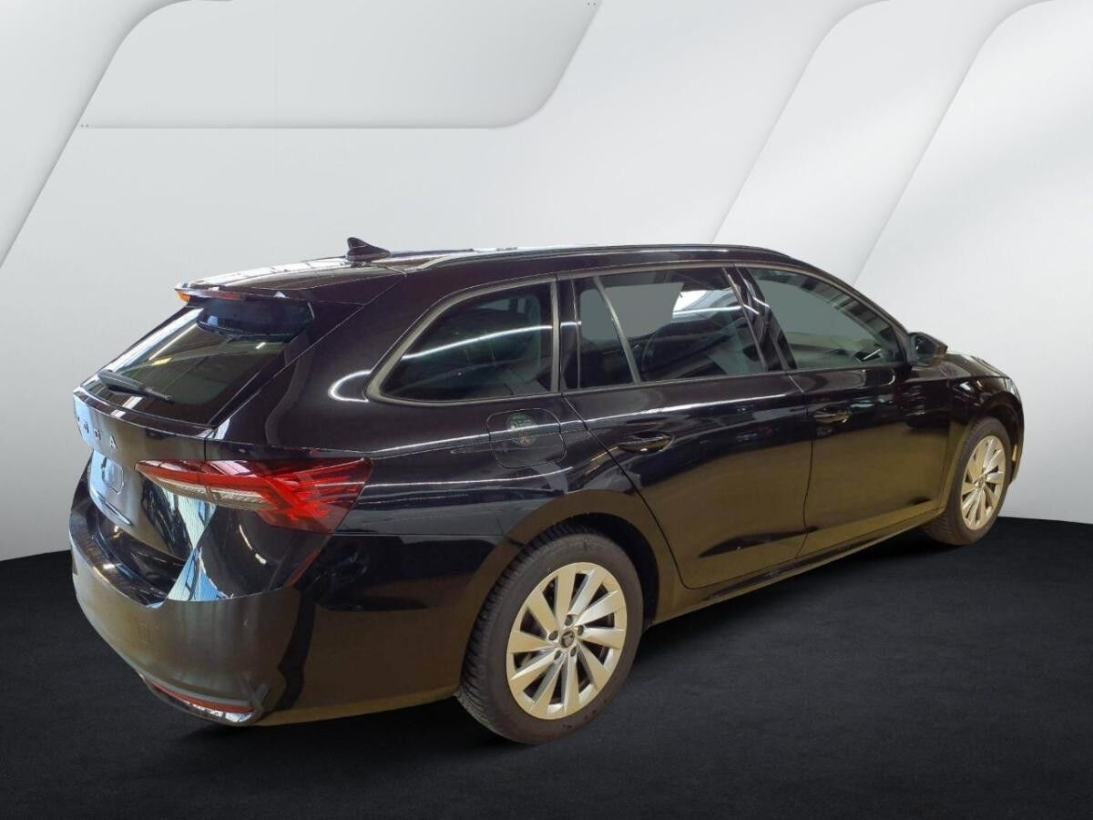 Skoda Octavia Combi Selection eTSI DSG