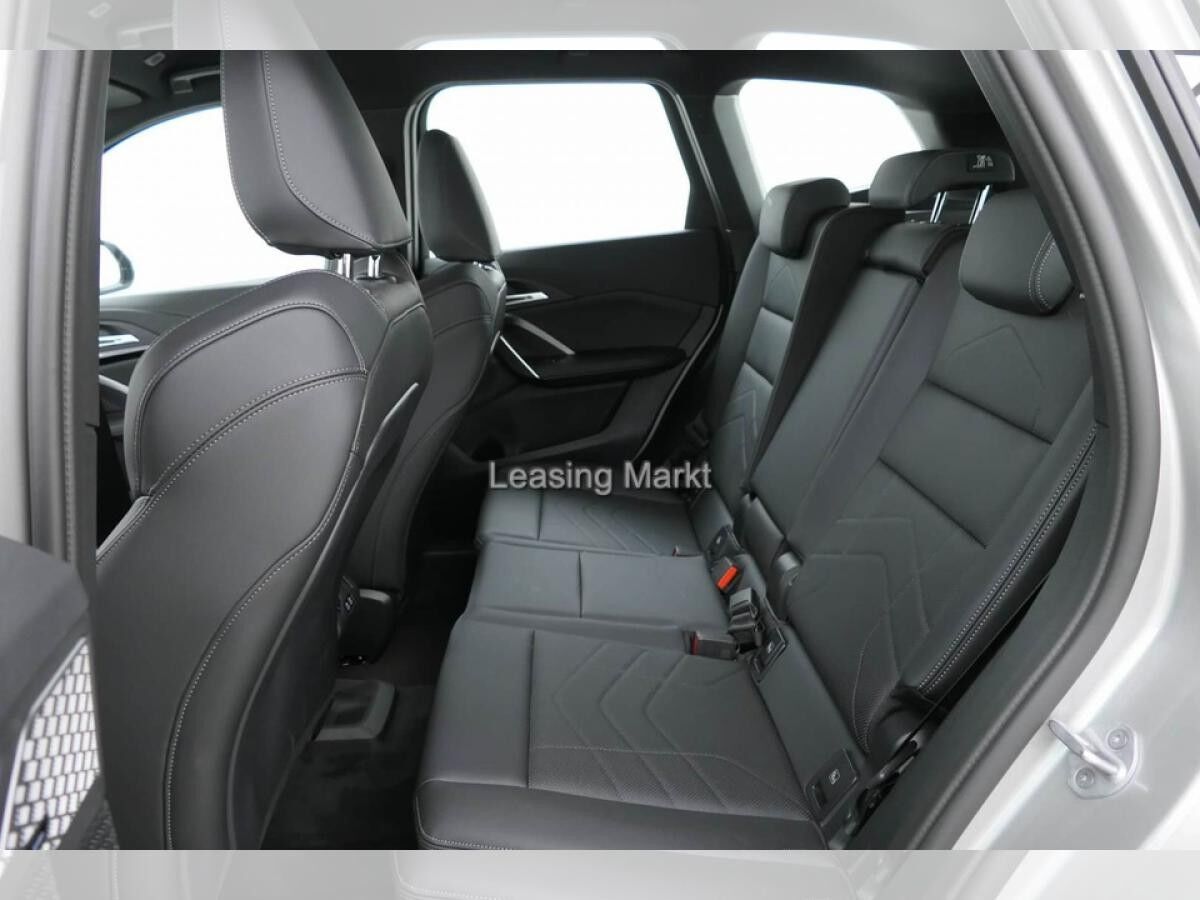 BMW X1 xDrive23d M Sport /NP= 66.670,-/ AHK / Harman