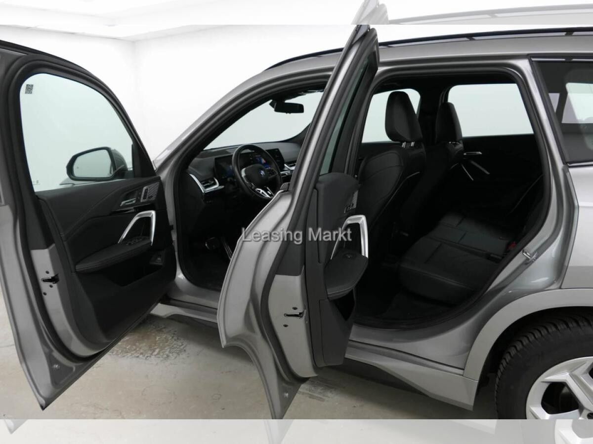 BMW X1 xDrive23d M Sport /NP= 66.670,-/ AHK / Harman