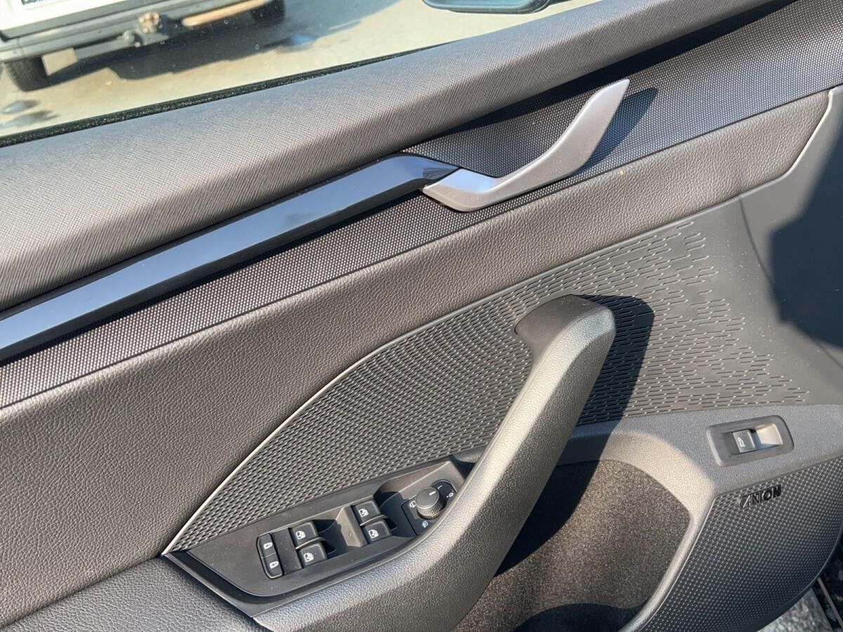 Skoda Octavia 2.0 TDI 110kW DSG Sportline Combi