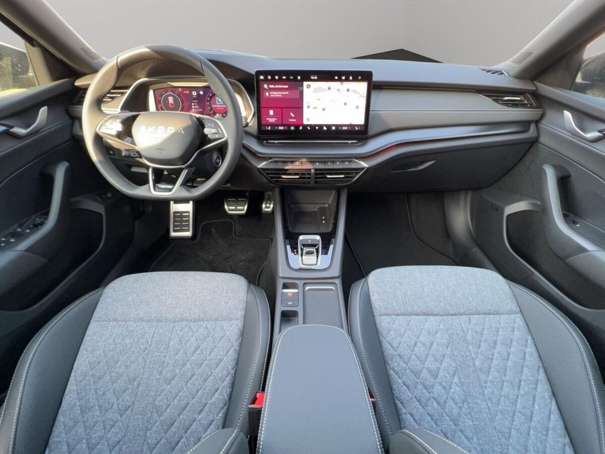 Skoda Octavia 2.0 TDI 110kW DSG Sportline Combi