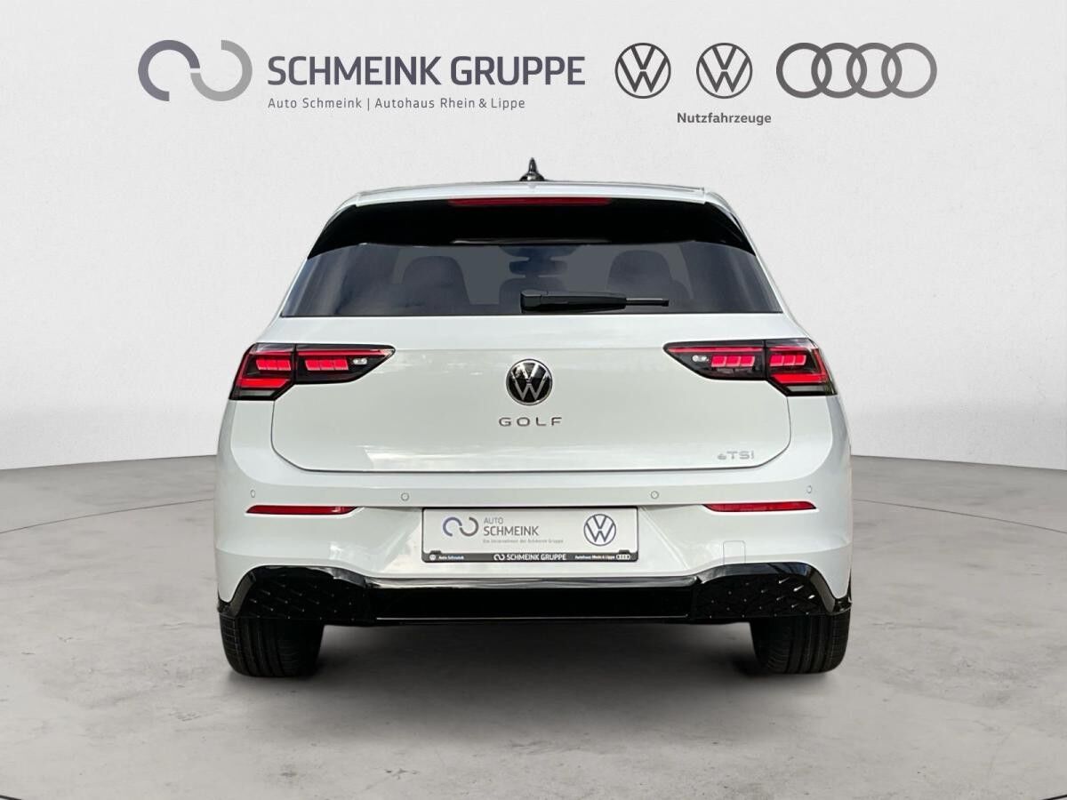 Volkswagen Golf R-Line 1,5 eTSI DSG AHK Kamera Navi Volkswagen Golf R-Line 1,5 eTSI DSG AHK Kamera Navi