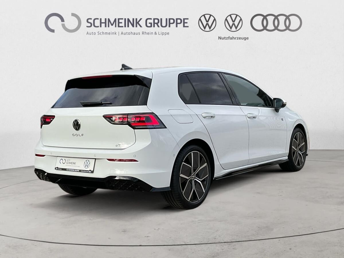 Volkswagen Golf R-Line 1,5 eTSI DSG AHK Kamera Navi Volkswagen Golf R-Line 1,5 eTSI DSG AHK Kamera Navi