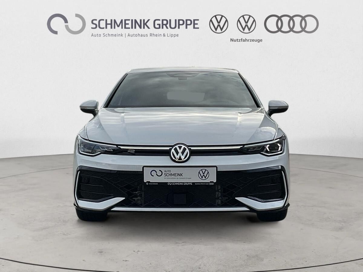 Volkswagen Golf R-Line 1,5 eTSI DSG AHK Kamera Navi Volkswagen Golf R-Line 1,5 eTSI DSG AHK Kamera Navi