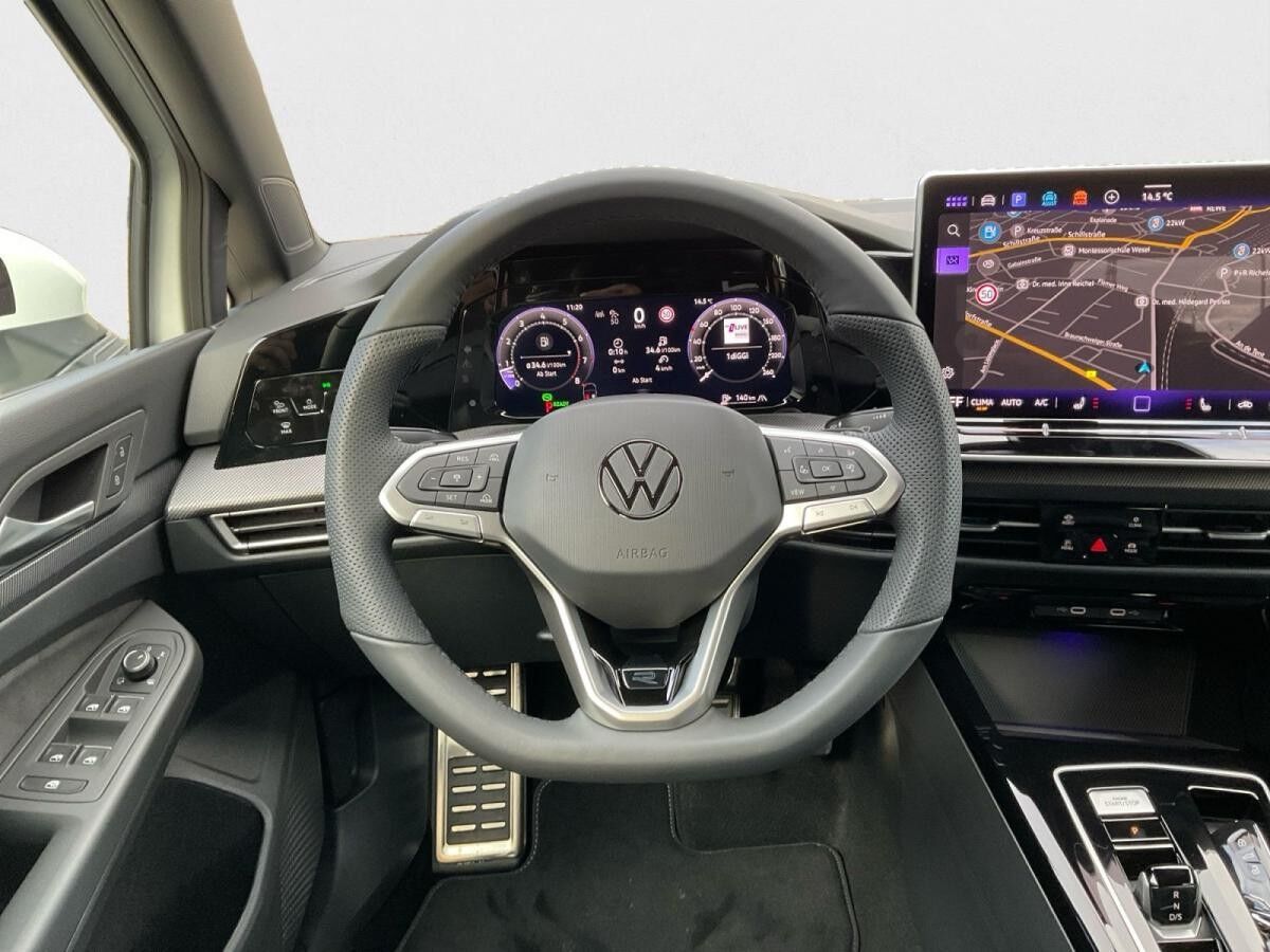 Volkswagen Golf R-Line 1,5 eTSI DSG AHK Kamera Navi Volkswagen Golf R-Line 1,5 eTSI DSG AHK Kamera Navi