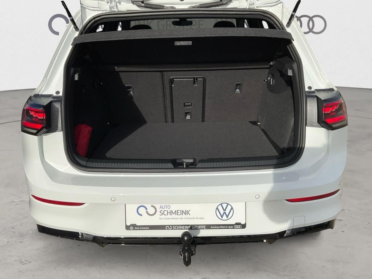 Volkswagen Golf R-Line 1,5 eTSI DSG AHK Kamera Navi Volkswagen Golf R-Line 1,5 eTSI DSG AHK Kamera Navi