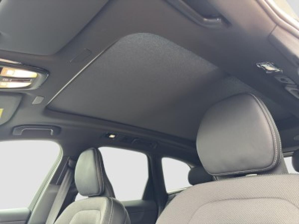 Volvo XC60 T8 Plus Black Edition/Lagom/Lichtpaket