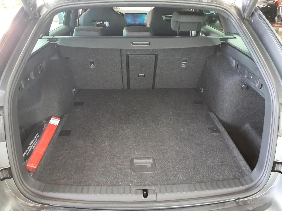 Skoda Octavia Combi RS TSI DSG