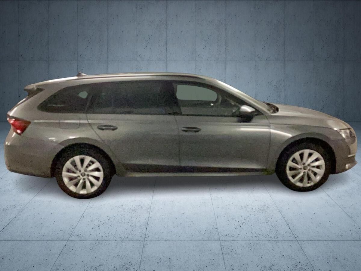 Skoda Octavia Combi Selection 1.5 TSI DSG MATRIX/AHK/