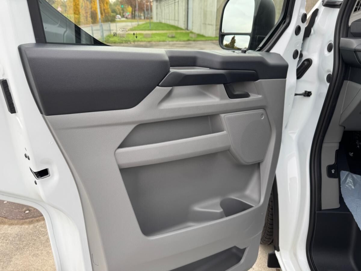 Ford Transit Custom Trend 320L1 Elektro RFK AHK