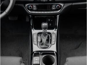 Hyundai i30 Advantage Kombi MY25 DCT Plus Paket Navi LED
