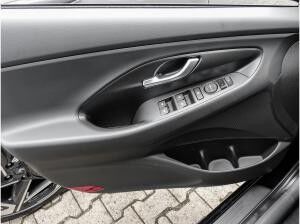 Hyundai i30 Advantage Kombi MY25 DCT Plus Paket Navi LED