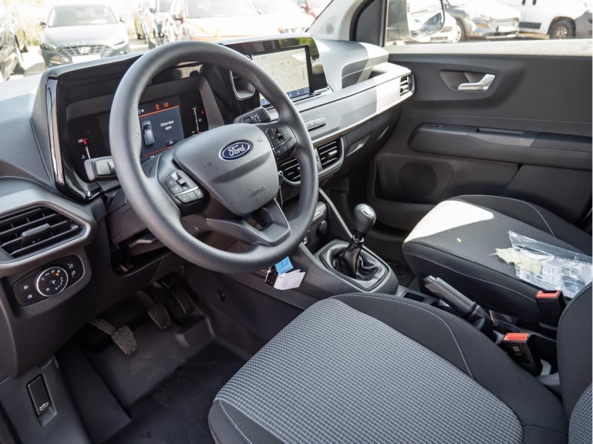 Ford Transit Courier Trend 1.0 EcoBoost Klima/Bluetooth/neues Modell/sofort verfüg.