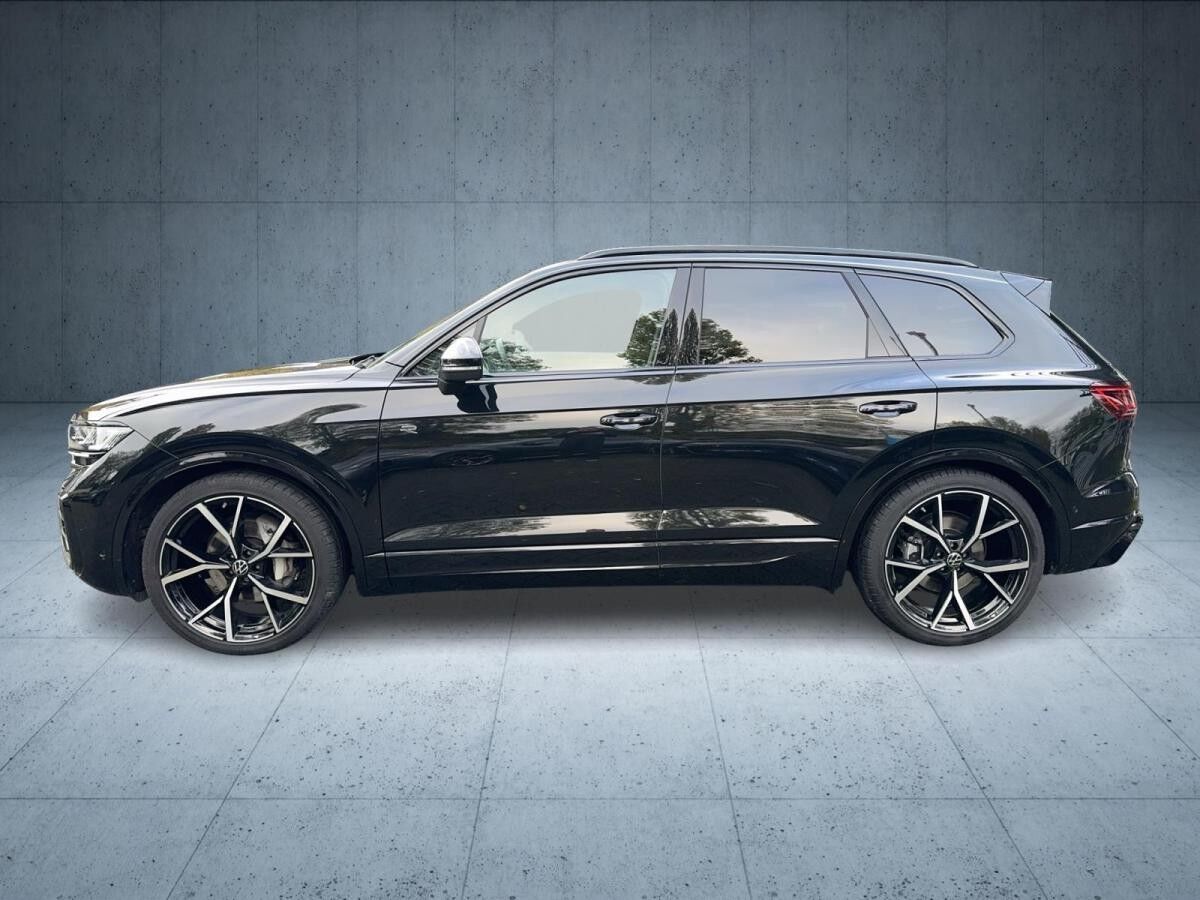 Volkswagen Touareg R-Line AHK ACC IQ Winterräder