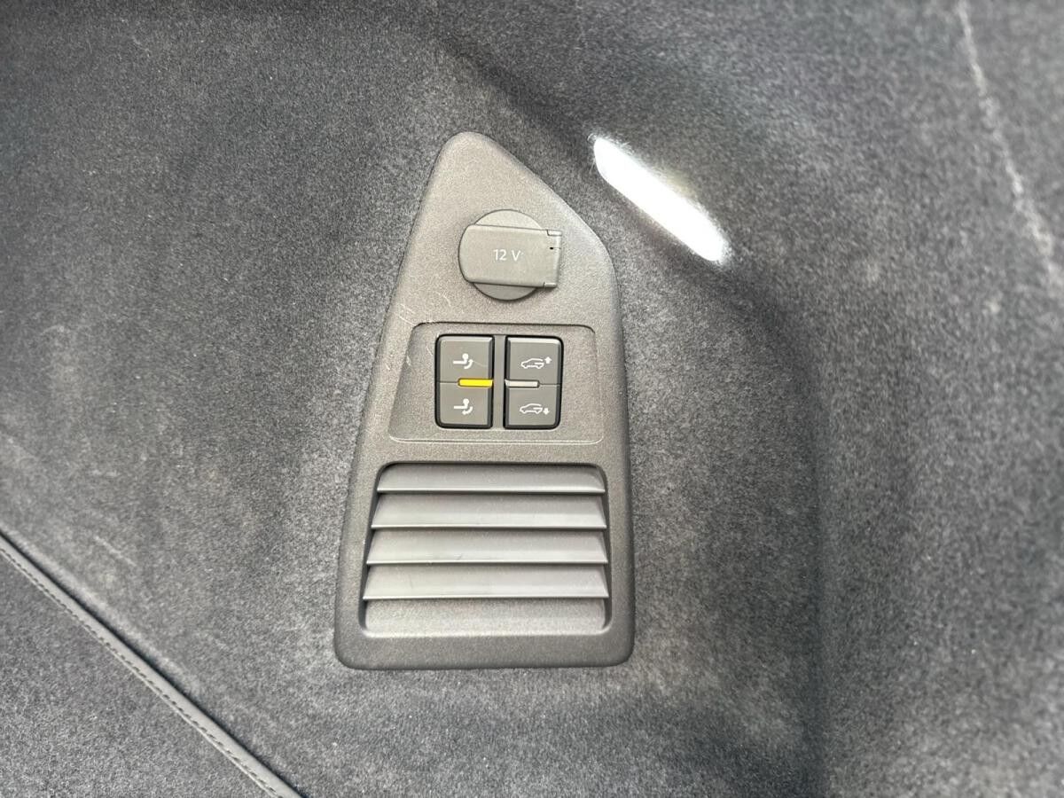 Volkswagen Touareg R-Line AHK ACC IQ Winterräder