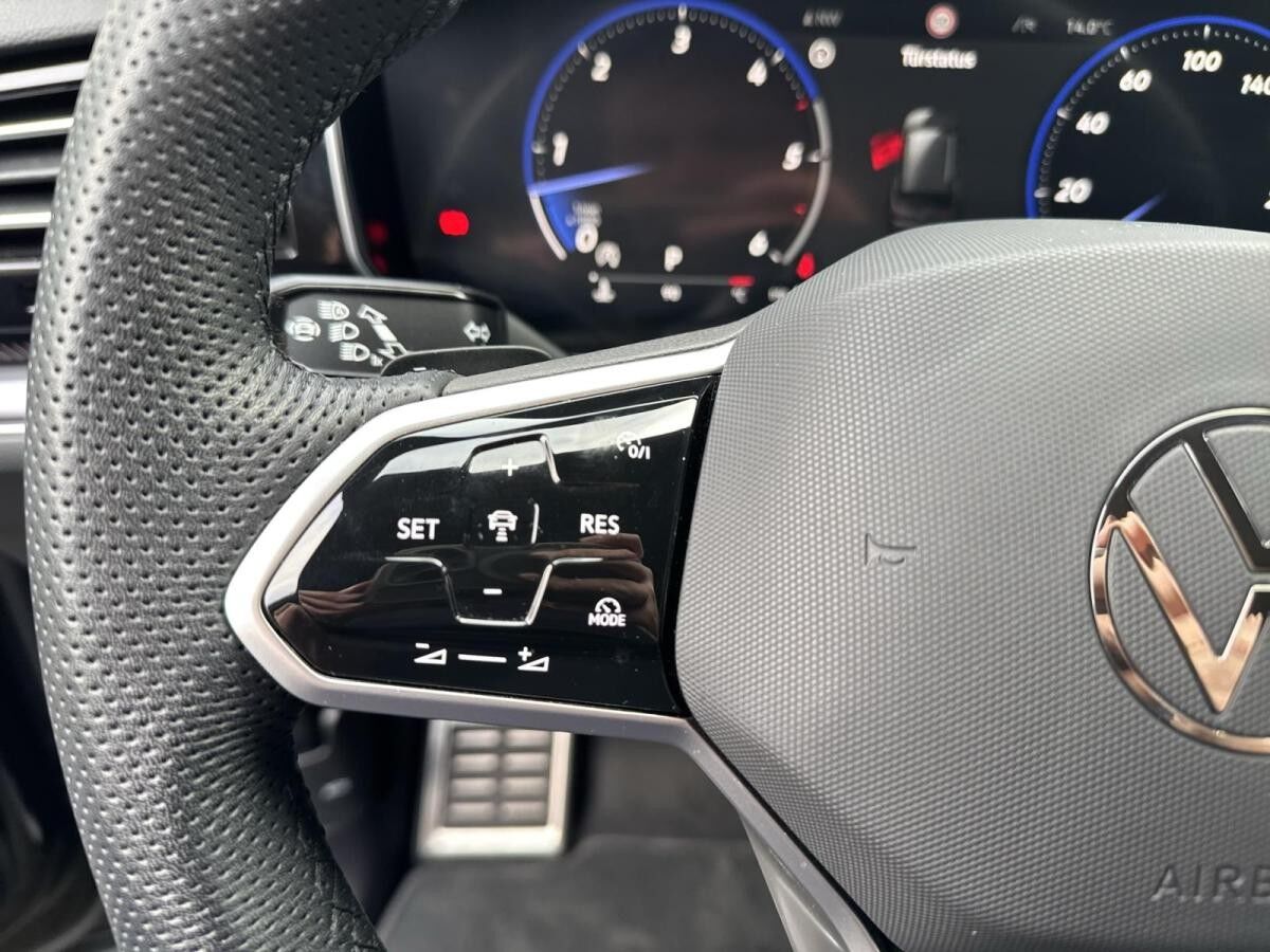 Volkswagen Touareg R-Line AHK ACC IQ Winterräder