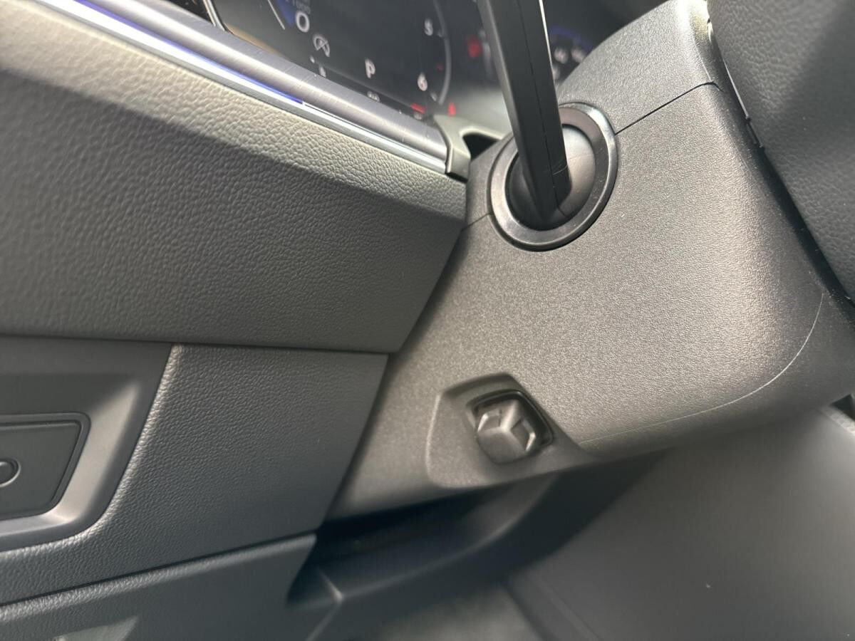 Volkswagen Touareg R-Line AHK ACC IQ Winterräder