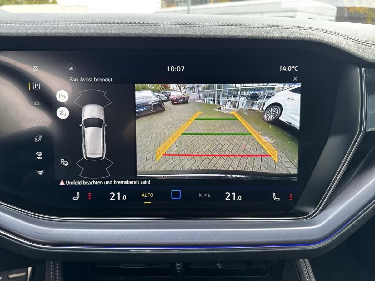 Volkswagen Touareg R-Line AHK ACC IQ Winterräder