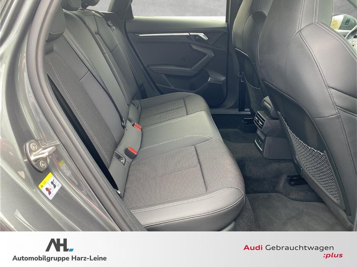 Audi S3 Limousine 2.0 TFSI quattro S-tronic Matrix Navi ACC RFK B&O