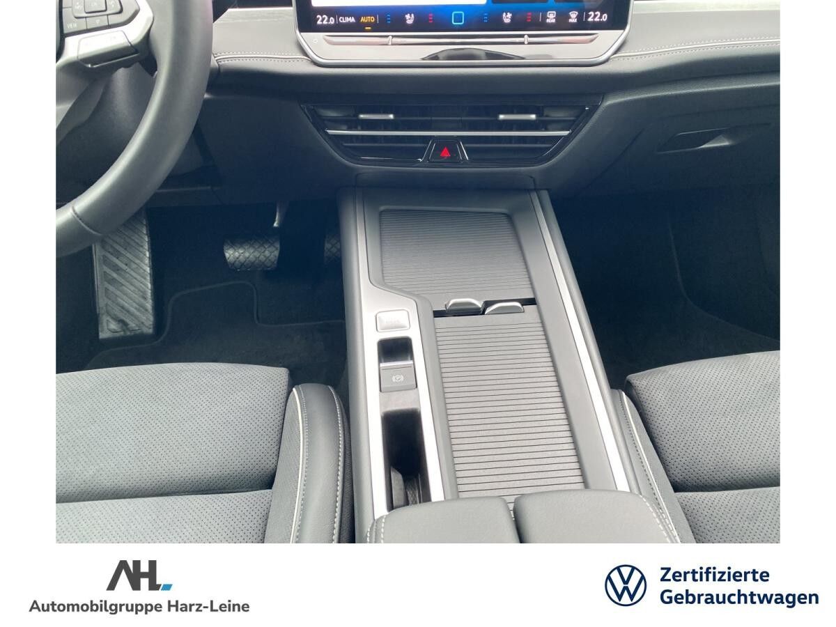 Volkswagen Passat Variant 2.0 TDI Business DSG LED Navi ACC Massage Harman Kardon