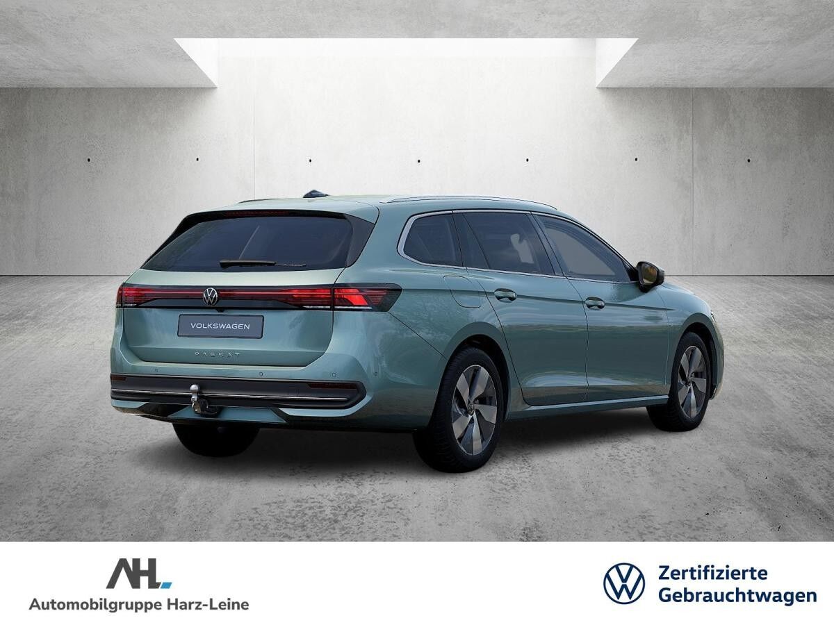 Volkswagen Passat Variant 2.0 TDI Business DSG AHK LED Navi ACC Massage AreaView