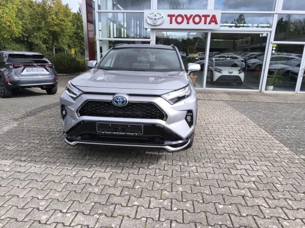 Toyota RAV 4 Plug-in-Hybrid Teamplayer (XA5)