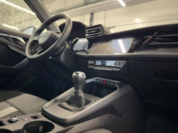 Audi A3 Sportback advanced 30 TDI AHK virtual Navi
