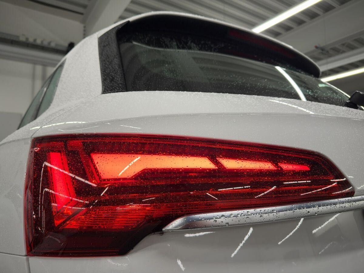 Audi Q5 40 TDI quattro Pano Matrix Kamera AHK Navi