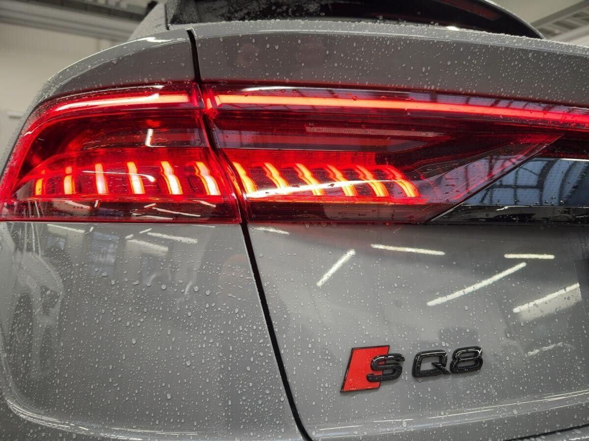 Audi SQ8 4.0 TFSI quattro competition plus Pano Luft B&O Kamera