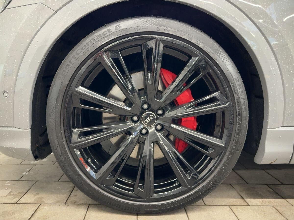 Audi SQ8 4.0 TFSI quattro competition plus Pano Luft B&O Kamera