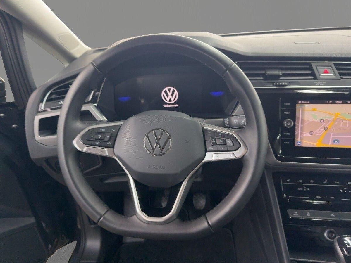 Volkswagen Touran Comfortline 1.5 TSI NAVI KAM SHZ E-KLAPPE