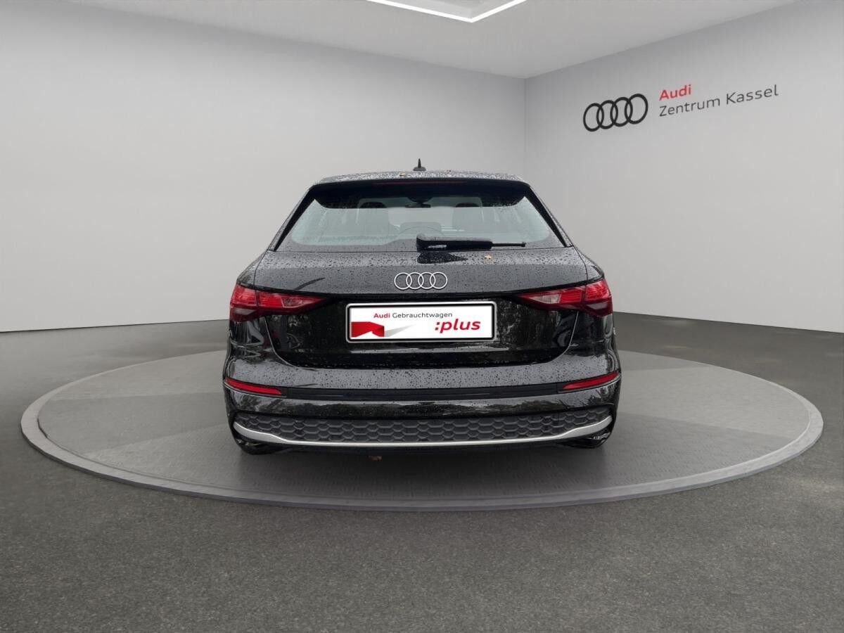 Audi A3 Sportback 30 TDI LED Navi PDC+ AHK
